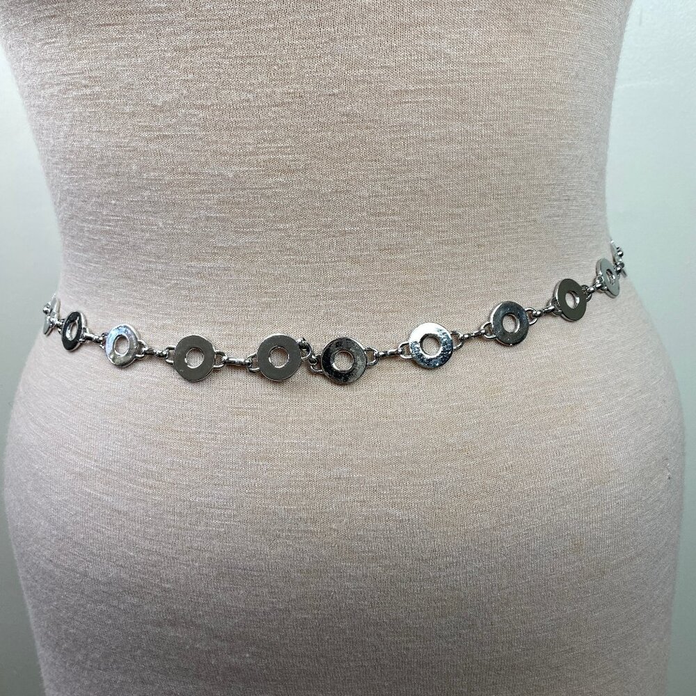 Silver Tone Circle Disc Mod Gogo Loop Belt 45"